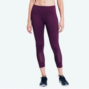Athleta Laser Mesh Sonar Capri Leggings California Plum Back Pocket  Size S